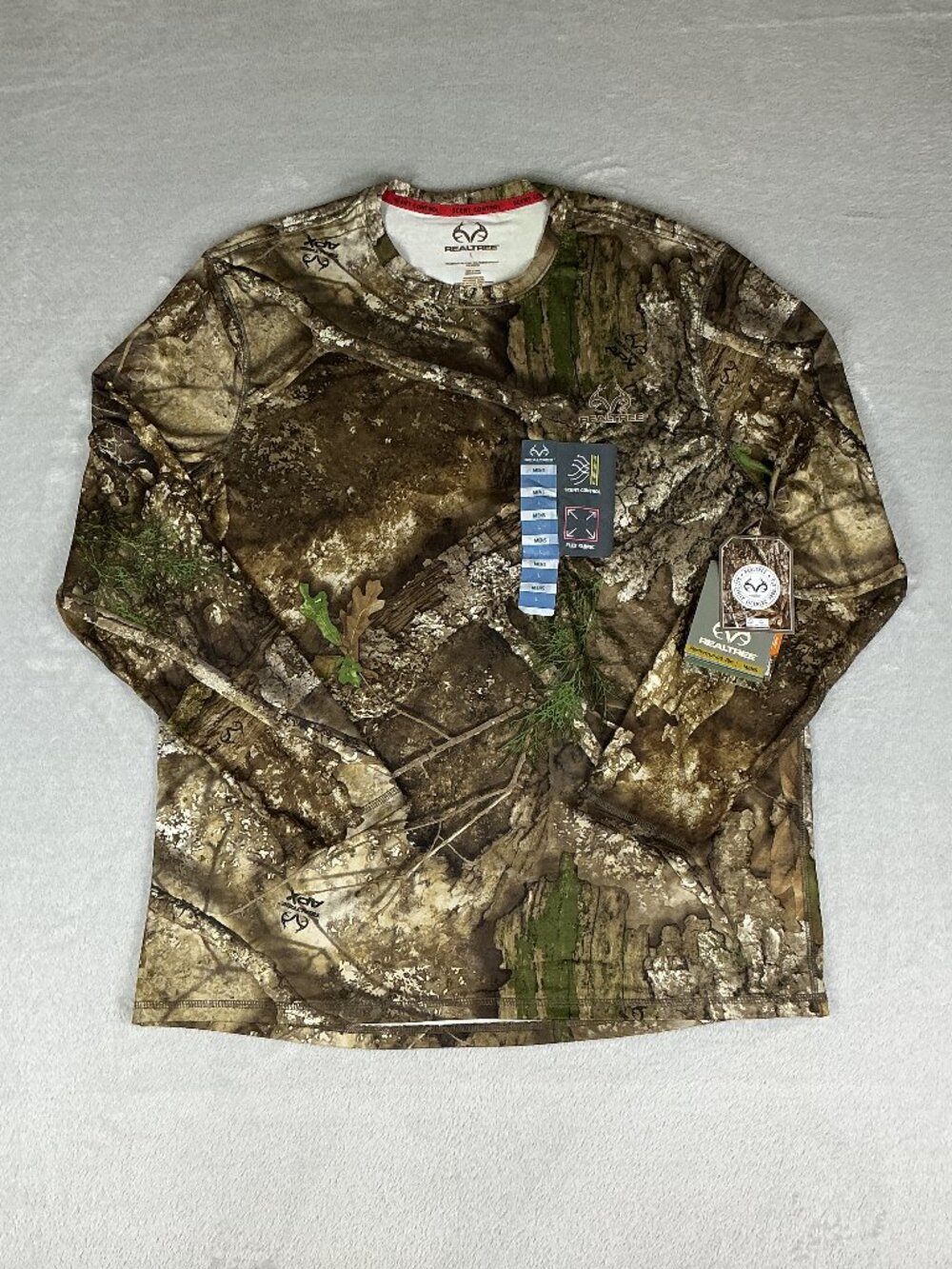 Realtree APX Scent Control Long Sleeve T-Shirt Size L Hunting Camo Outdoors NWT